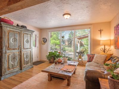 607 Valverde St #607, Taos, NM, 87571