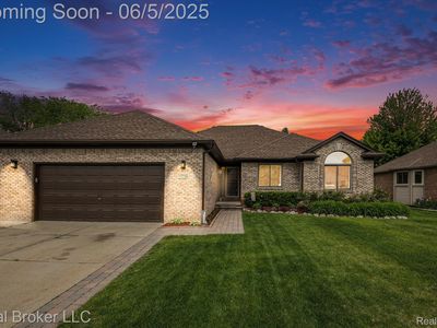 50155 Oxford Dr, Macomb, MI, 48044