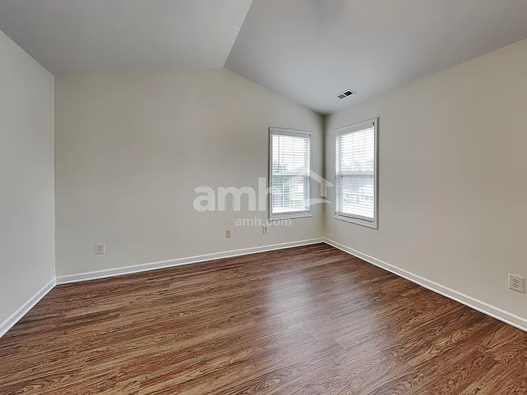 12812 Walking Stick Dr — Photo 11