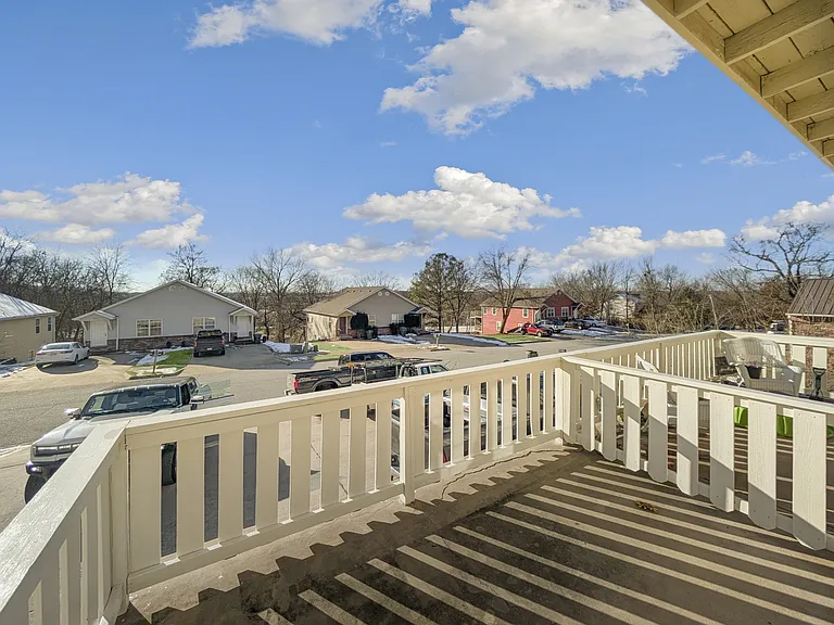 2456 N Brophy Cir — Photo 11