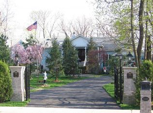 5898 Amboy Rd, Staten Island, NY 10309