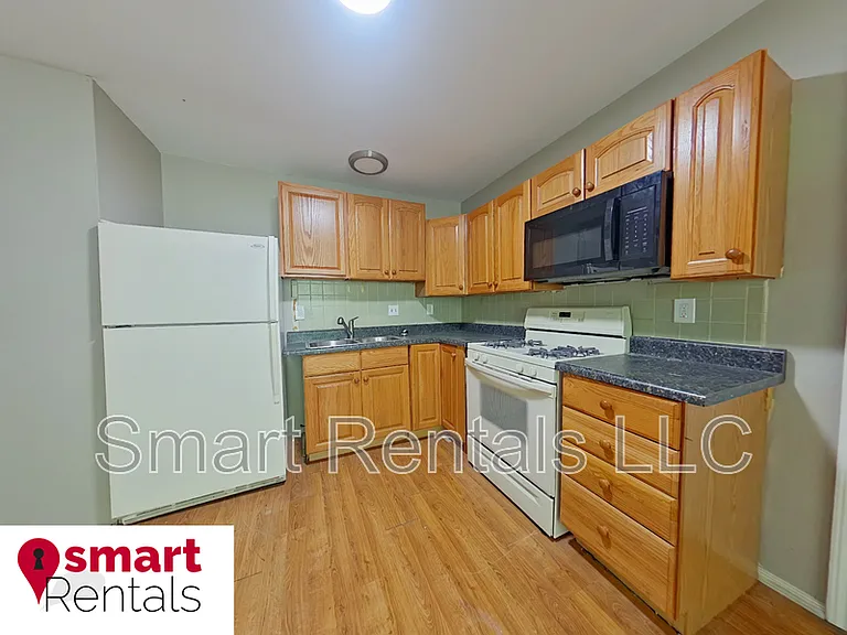 1504 Redman Blvd — Photo 13