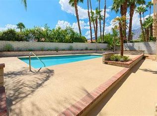 2825 E Sonora Rd, Palm Springs, CA 92264