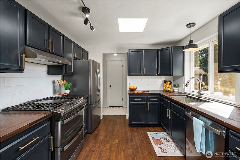5th image of 9628 S 214th Street
