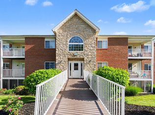 624 Friars Ln APT 11, Florence, KY 41042