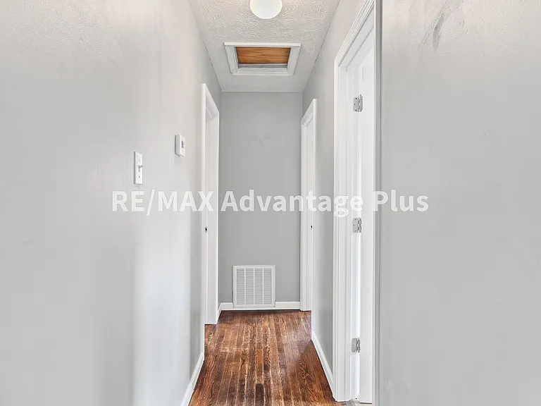 200 Gross St — Photo 15