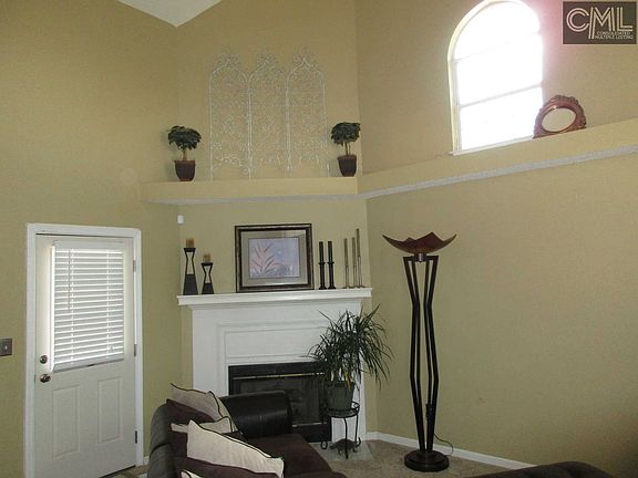 3rd image of 2 Gaitwood Ct