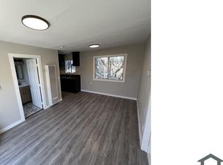 147 E 73rd St, Los Angeles, CA 90003