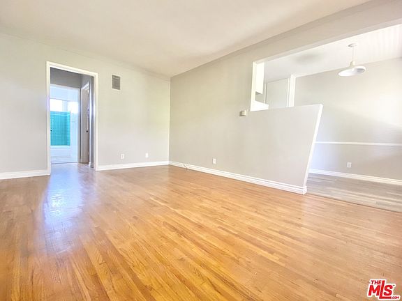 2nd image of 313 N Genesee Ave #2A