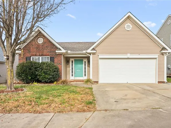 4011 Pepperbush Dr, Greensboro, NC 27405