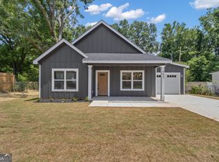 402 Power Plant Rd, Hogansville, GA 30230