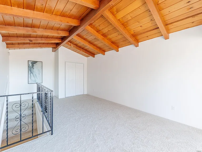 5146 Solar St — Photo 10
