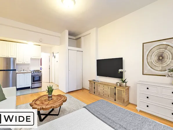 188 East 93rd Street image 1 of 6