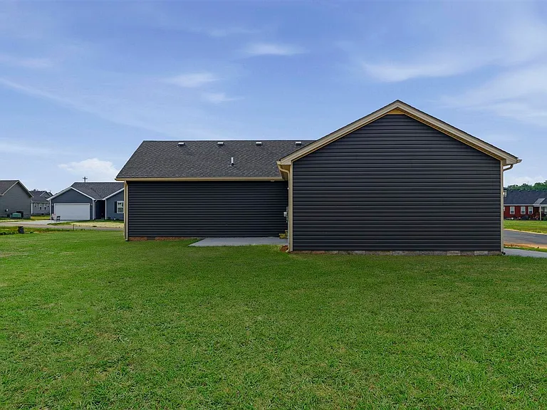 498 Tundra Ave — Photo 21