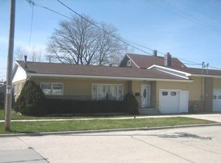 2108 S 16th St, Sheboygan, WI 53081