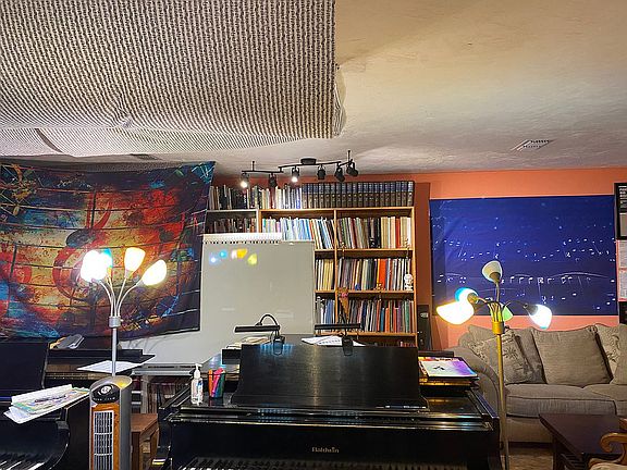 Bonus Room/Garage