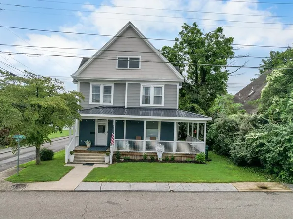 665 Moore St, Bristol, VA 24201