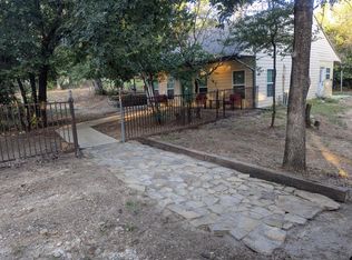 108 Inwood Trl #D, Azle, TX 76020