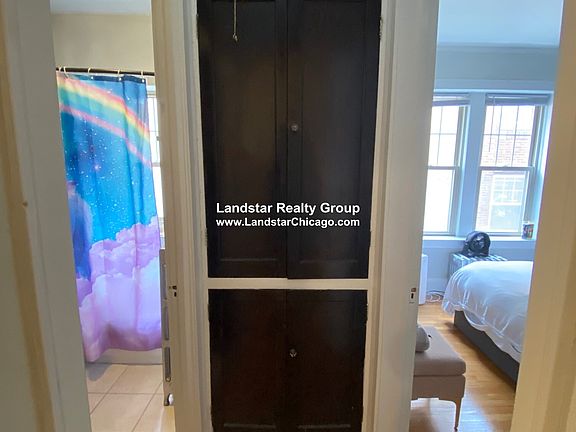 5th image of 2420 W Farragut Ave APT 3B