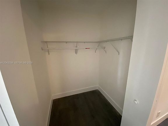 4th image of 1842 Madison St APT 3