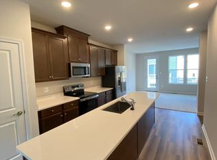 5327 Smiths Cove Ln #3M, Greenbelt, MD