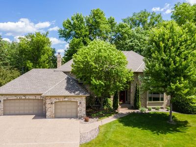 2053 Acorn Cir, Wayzata, MN, 55391