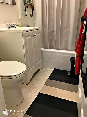 Rented by Kian Realty | media 37