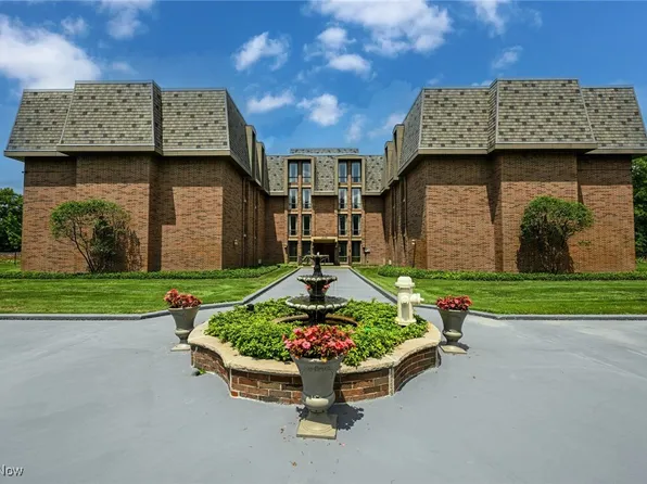 2375 Covington Rd APT 316, Akron, OH 44313