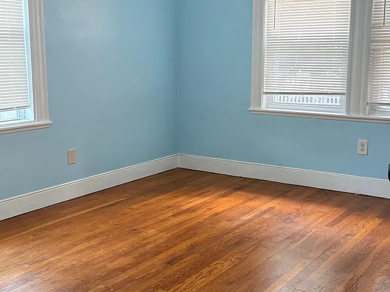 71-73 Clifton St #1 — Photo 5