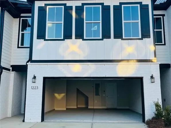 1222 Waldon Xing, Cumming, GA 30041