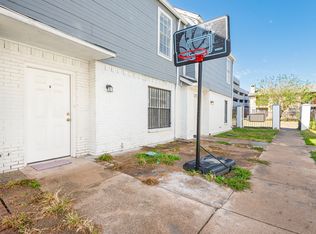 4618 San Jacinto St #B, Dallas, TX 75204