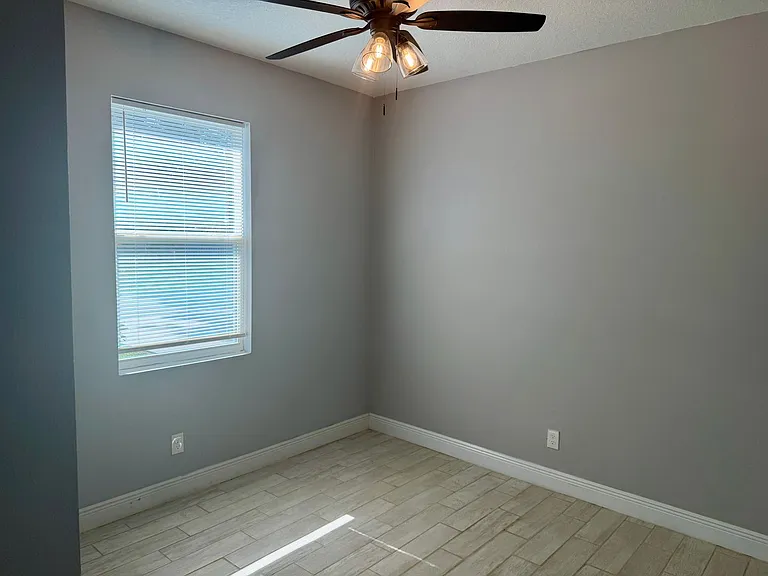 2812 N. 75th Street — Photo 15
