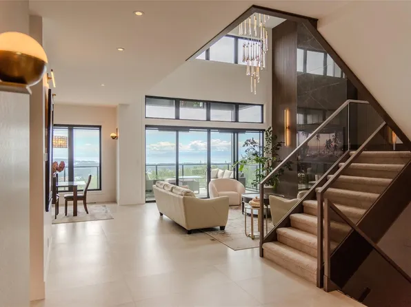 2189 Navigators Rise, Langford, BC V9B 0P4