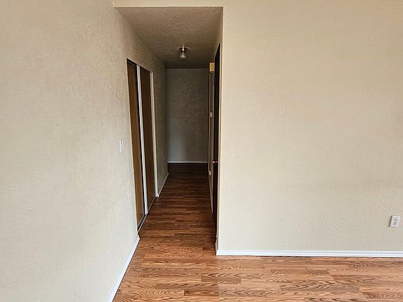 5th image of 11618 80th Ave E