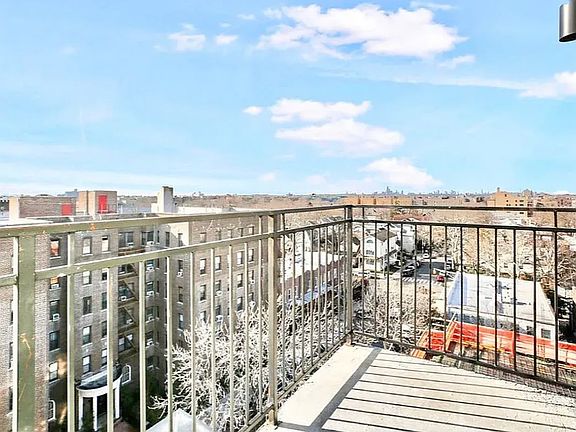 5th image of 1543 E 19th St #8DD