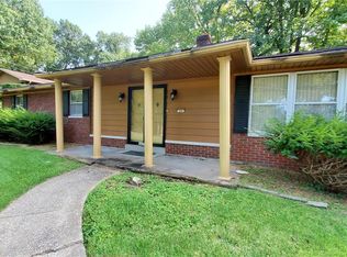 29 Highview Dr, Belleville, IL 62223