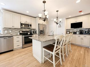 30 Park Avenue, Shirley, NY 11967