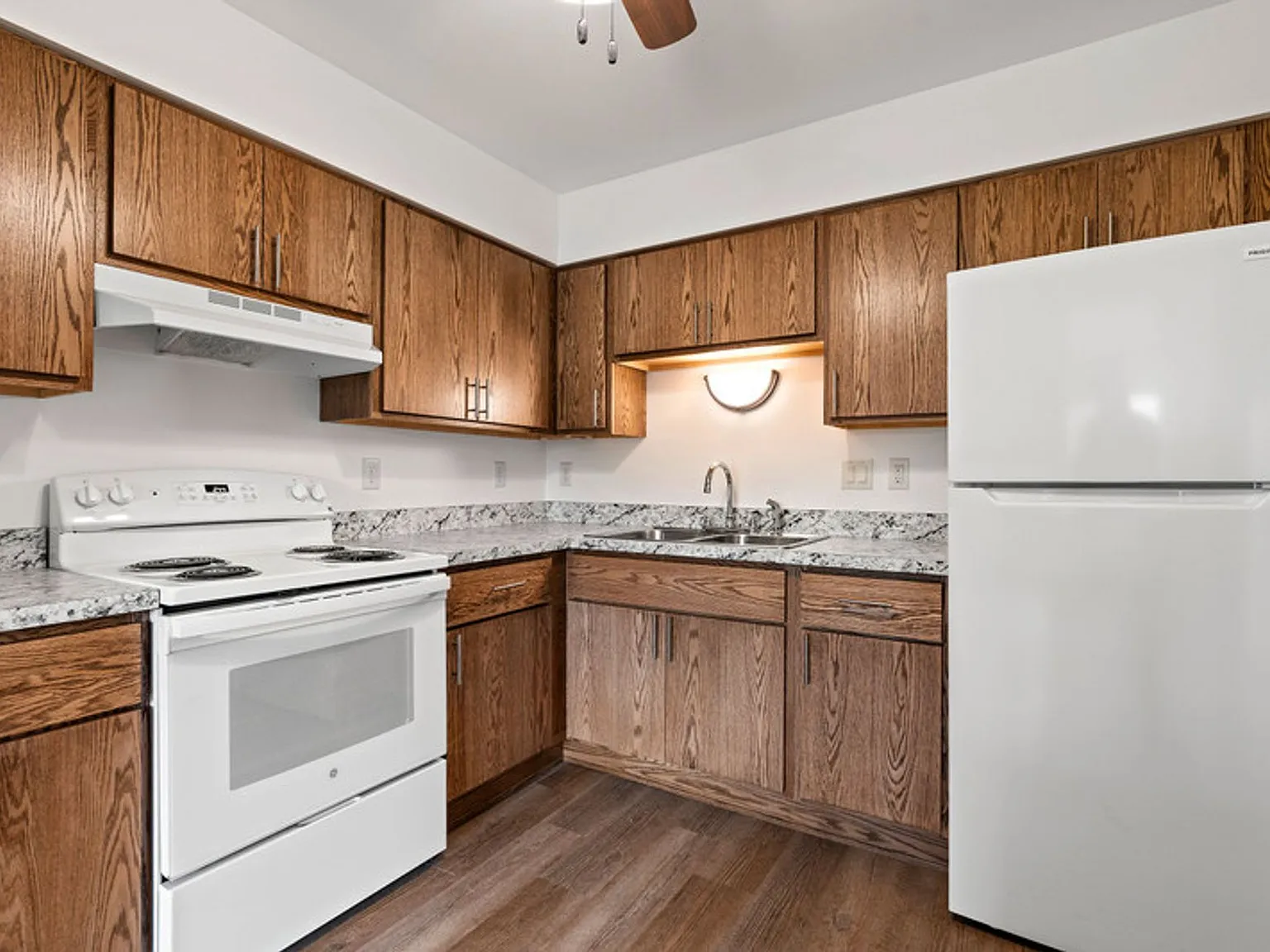 Mayville Heights Apartments — Photo 4
