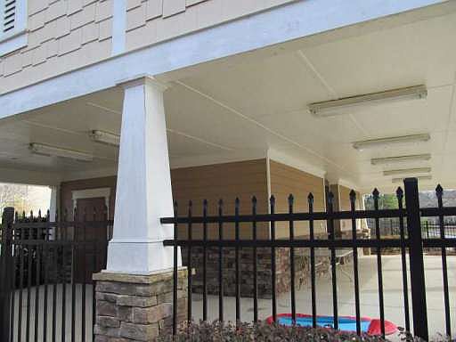 5th image of 859 Harvest Brook Dr