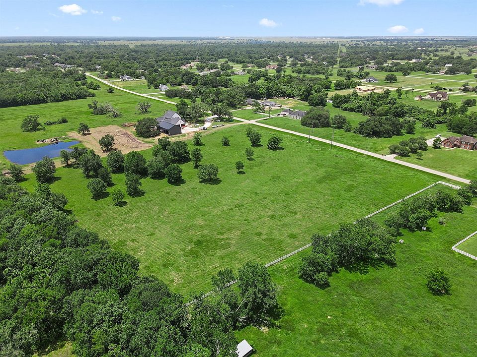 1st image of 16403 Sun Valley Ln