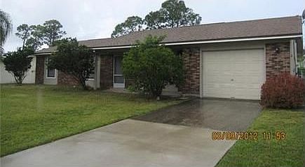 1st image of 1652 SE Mistletoe St
