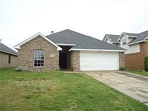 111 Kennedy Dr Photo 1