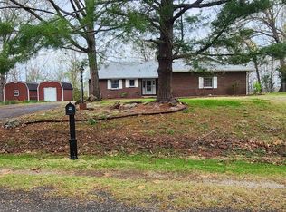 2503 Crescent Dr, Horseshoe Bend, AR 72512