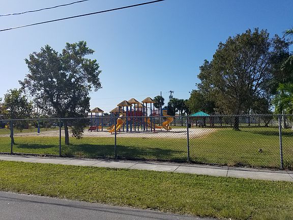 3rd image of 1201 NW 5th Ave