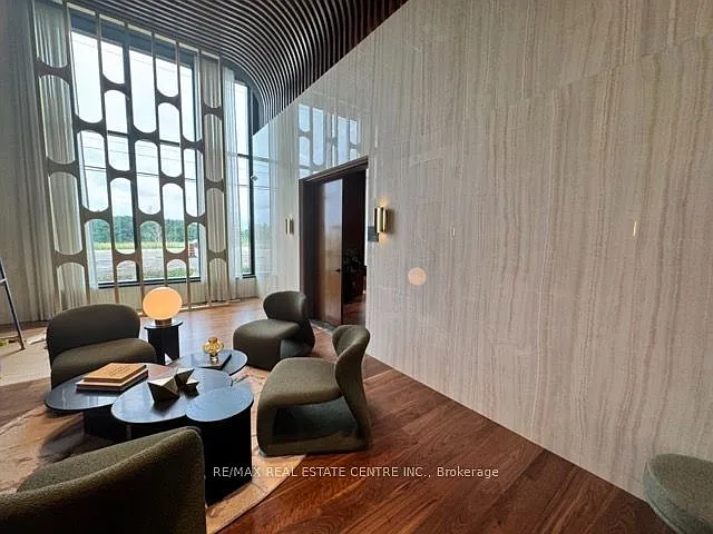 2 bed, $2,350 — Photo 4