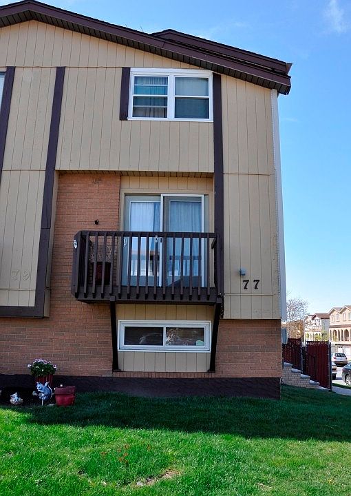 2nd image of 8120 Valdez Cir