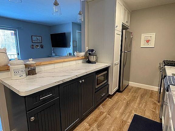5th image of 5017 Nob Hill Dr #E6