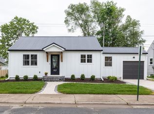 917 East Ave S, La Crosse, WI 54601