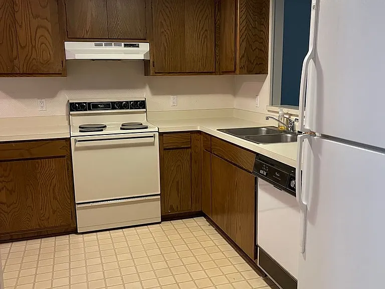 3 Lindsay Way — Photo 2