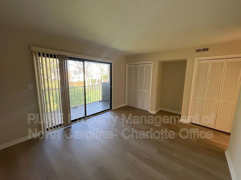 7510 Woods Ln #30 — Photo 16